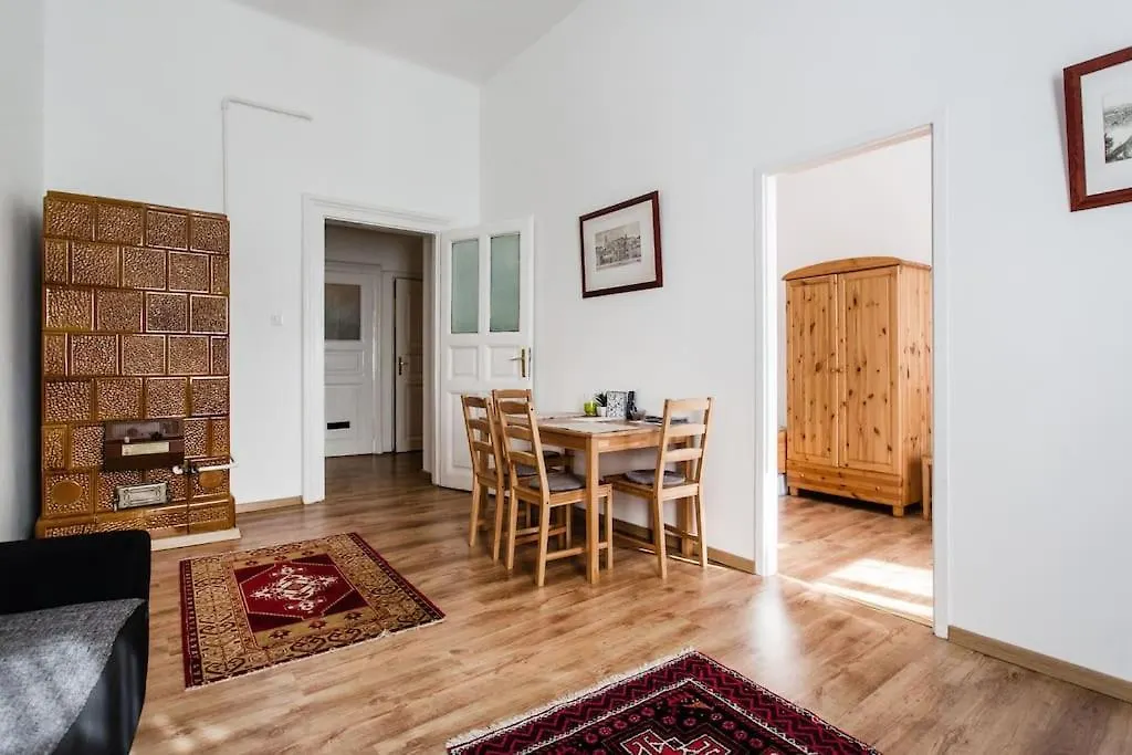 Apartment Comfortable Flat With Prime Location Near Oktogon Budapest Hungary
